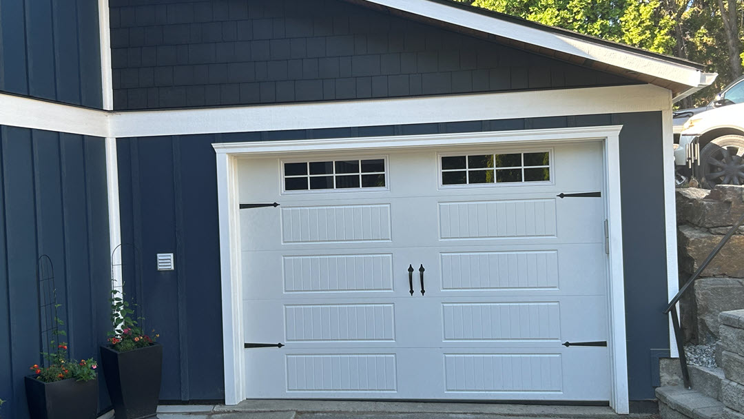 Feature_Taylor Home Garage Build